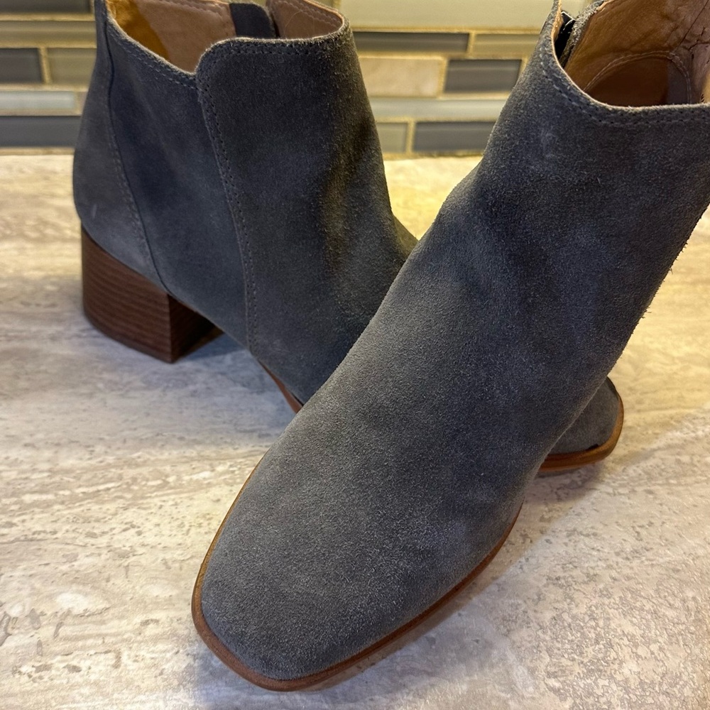 Lucky Brand Charcoal Suede Ankle Booties
